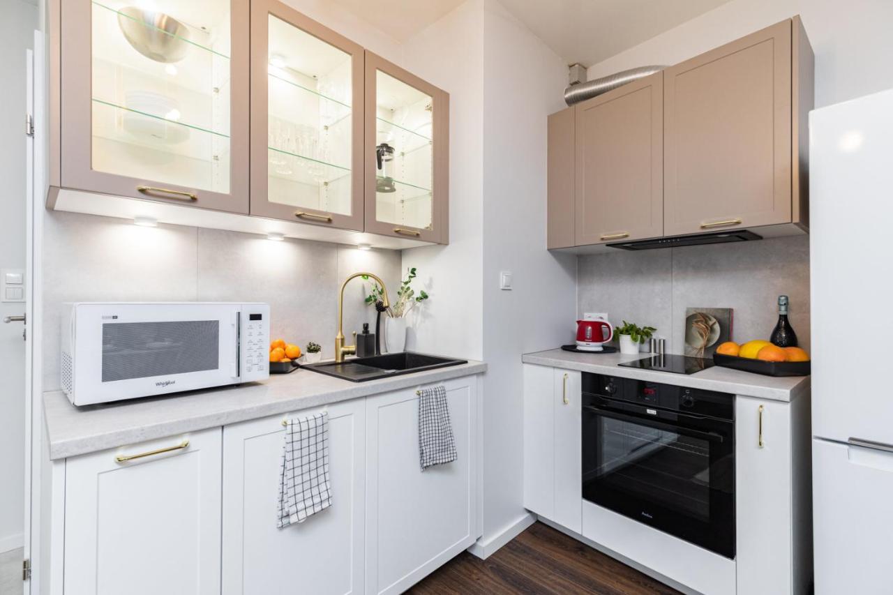 Project Comfort Apartament Stalowa 27/12 Warszawa Apartman Kültér fotó