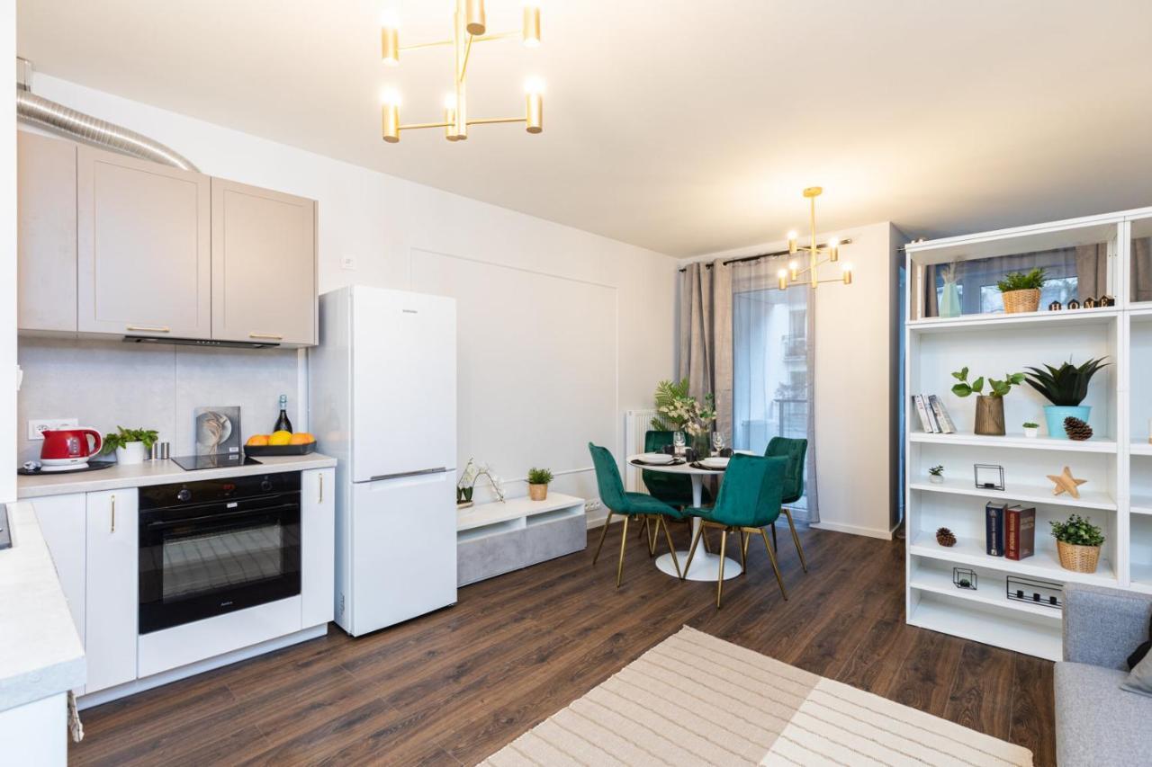 Project Comfort Apartament Stalowa 27/12 Warszawa Apartman Kültér fotó